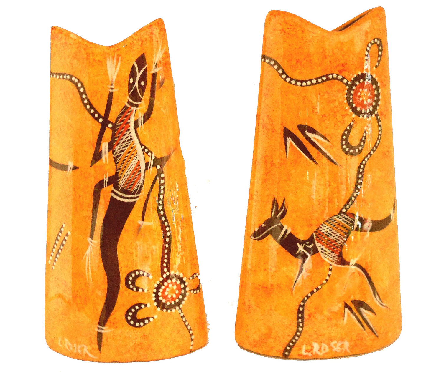 Vase medium Vee top 26 cm high. Handpainted in display box